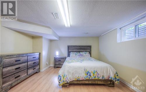 34 Amos Avenue, Waterloo, ON - Indoor Photo Showing Bedroom