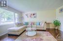 34 Amos Avenue, Waterloo, ON  - Indoor Photo Showing Living Room 