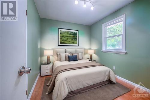 34 Amos Avenue, Waterloo, ON - Indoor Photo Showing Bedroom