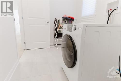 853 Cappamore Drive, Ottawa, ON - Indoor Photo Showing Laundry Room