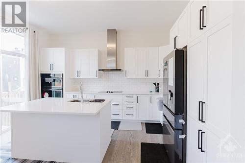 853 Cappamore Drive, Ottawa, ON - Indoor Photo Showing Kitchen With Upgraded Kitchen