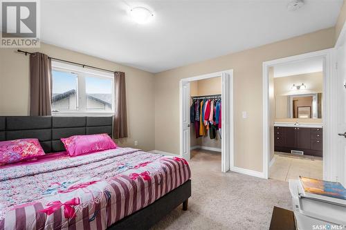 36 118 Hampton Circle, Saskatoon, SK - Indoor Photo Showing Bedroom