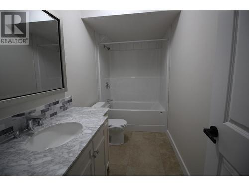 22-1900 Ord Road, Kamloops, BC - Indoor Photo Showing Bathroom