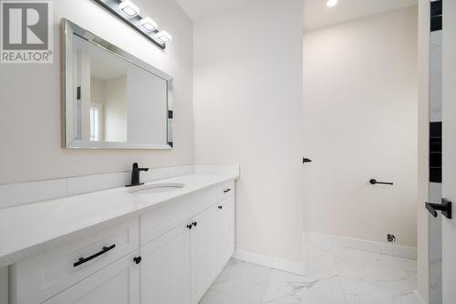 22-1900 Ord Road, Kamloops, BC - Indoor Photo Showing Bathroom