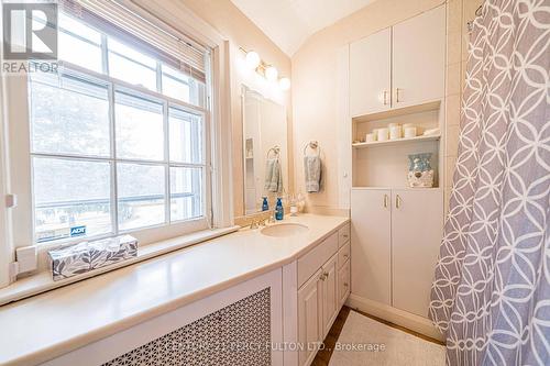 1 Parkcrest Drive, Toronto (Scarborough Village), ON - Indoor Photo Showing Bathroom