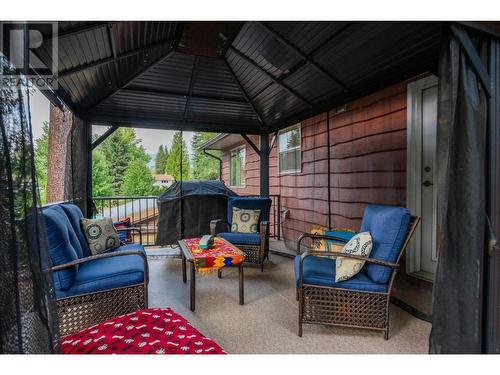 2504 14Th  Avenue, Castlegar, BC - Outdoor With Deck Patio Veranda With Exterior