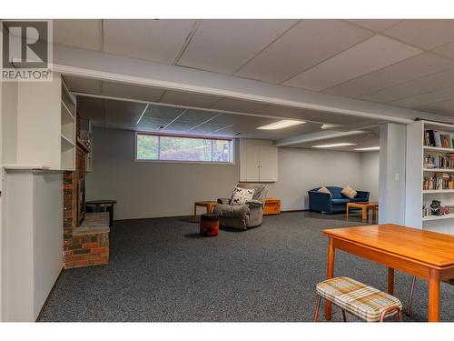 2504 14Th  Avenue, Castlegar, BC - Indoor Photo Showing Basement