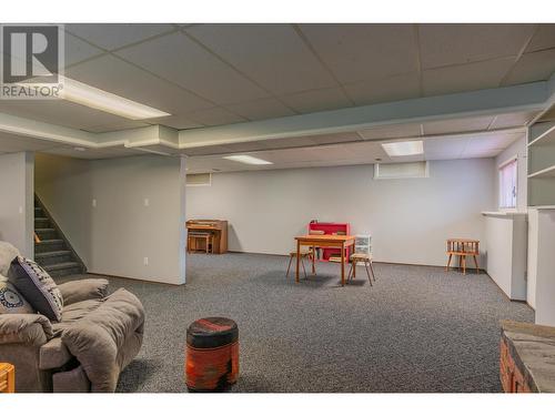 2504 14Th  Avenue, Castlegar, BC - Indoor Photo Showing Basement