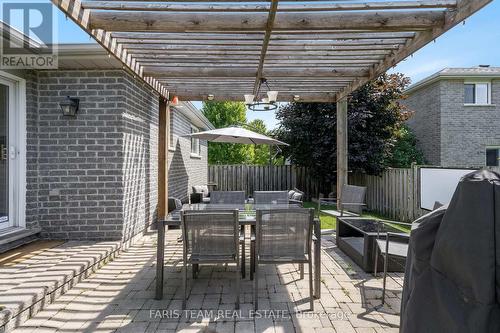 109 Ruffet Drive, Barrie (Edgehill Drive), ON - Outdoor With Deck Patio Veranda