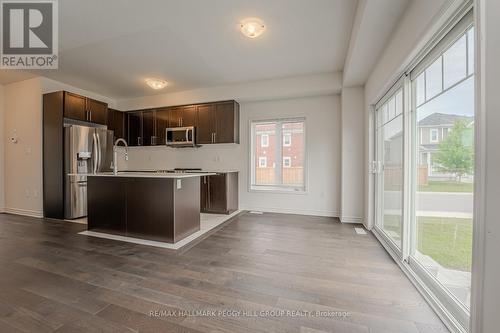 88 Village Gate Drive, Wasaga Beach, ON - Indoor Photo Showing Kitchen With Stainless Steel Kitchen