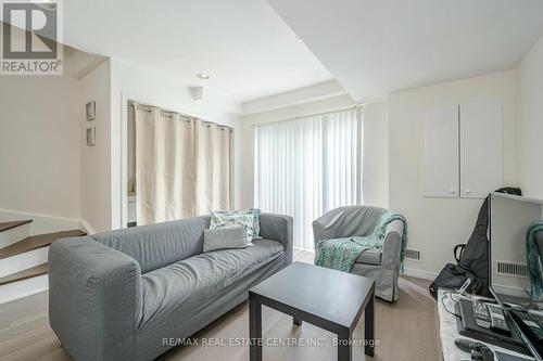 56 - 5030 Heatherleigh Avenue, Mississauga (East Credit), ON - Indoor Photo Showing Living Room