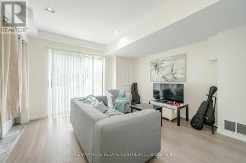 56 - 5030 Heatherleigh Avenue, Mississauga (East Credit), ON - Indoor Photo Showing Living Room