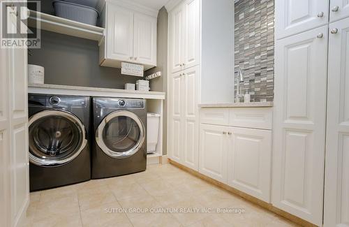 3106 Cardross Court, Oakville (Palermo West), ON - Indoor Photo Showing Laundry Room