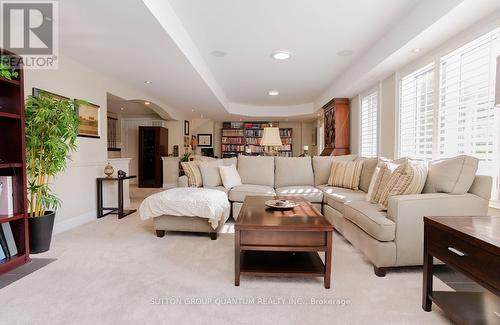 3106 Cardross Court, Oakville (Palermo West), ON - Indoor Photo Showing Living Room