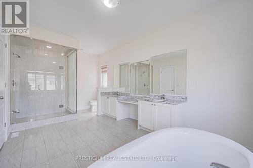 7 Malaspina Close, Brampton, ON - Indoor Photo Showing Bathroom