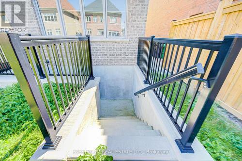 7 Malaspina Close, Brampton (Bram West), ON - Outdoor