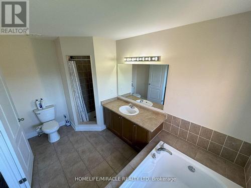 13 - 18 Bay Breeze Drive, Brampton (Sandringham-Wellington), ON - Indoor Photo Showing Bathroom