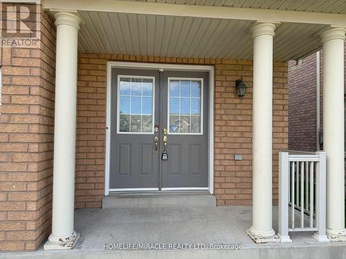 13 - 18 Bay Breeze Drive, Brampton (Sandringham-Wellington), ON - Outdoor With Exterior