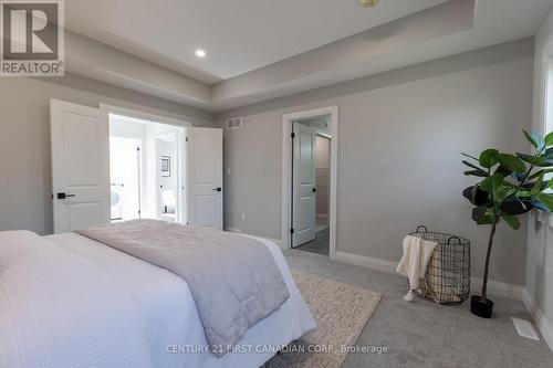 44 Greene Street, South Huron (Exeter), ON - Indoor Photo Showing Bedroom