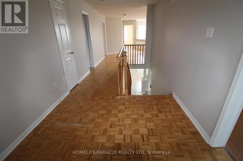 Upper - 94 Vintage Gate, Brampton (Fletcher'S Creek Village), ON - Indoor Photo Showing Other Room