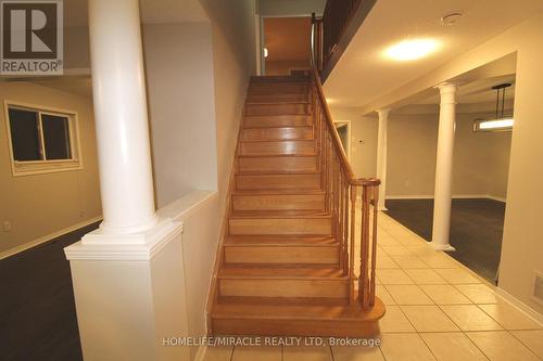 Upper - 94 Vintage Gate, Brampton (Fletcher'S Creek Village), ON - Indoor Photo Showing Other Room