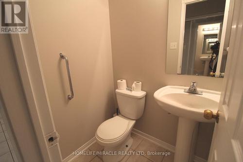 Upper - 94 Vintage Gate, Brampton (Fletcher'S Creek Village), ON - Indoor Photo Showing Bathroom