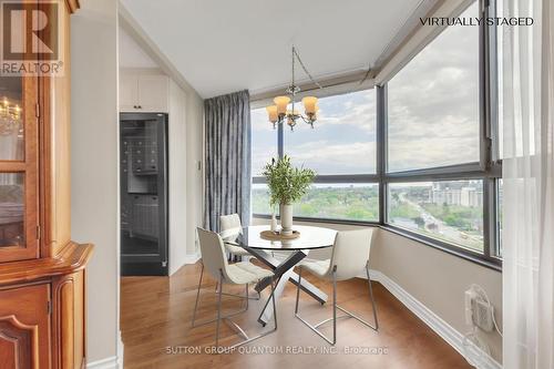 1410 - 1300 Bloor Street, Mississauga (Applewood), ON - Indoor Photo Showing Dining Room