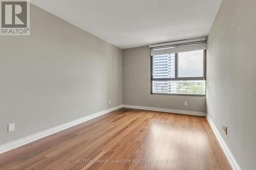 1410 - 1300 Bloor Street, Mississauga, ON - Indoor Photo Showing Other Room