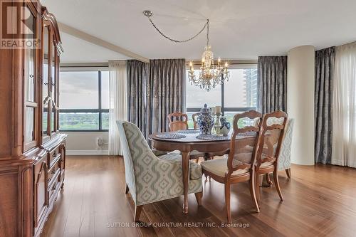 1410 - 1300 Bloor Street, Mississauga, ON - Indoor Photo Showing Dining Room