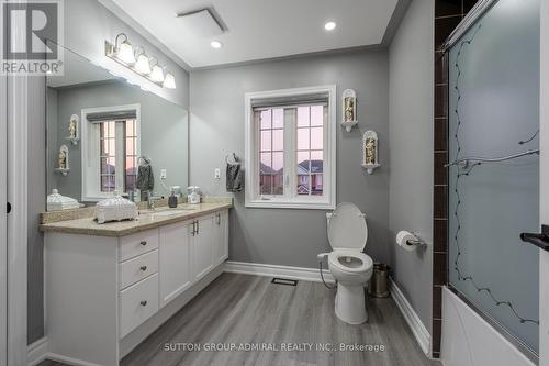 373 Sunny Meadow Boulevard, Brampton (Sandringham-Wellington), ON - Indoor Photo Showing Bathroom