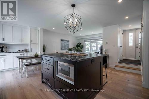 26 Elkwood Drive, Hamilton (Rolston), ON - Indoor Photo Showing Kitchen