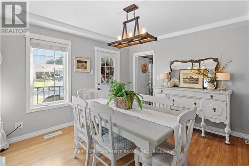 48 Sandra Street, Brantford, ON - Indoor Photo Showing Dining Room