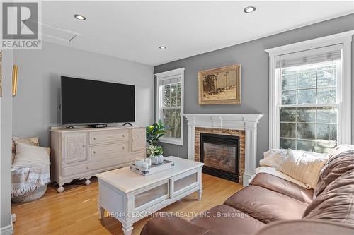 48 Sandra Street, Brantford, ON - Indoor Photo Showing Living Room With Fireplace