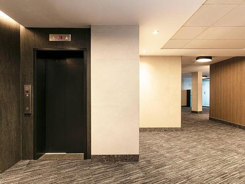 Elevator - 509-4851 Ch. De La Côte-St-Luc, Montréal (Côte-Des-Neiges/Notre-Dame-De-Grâce), QC - Indoor Photo Showing Other Room