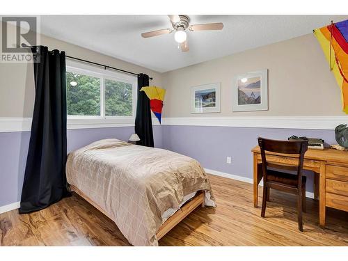 387 Monmouth Drive, Kamloops, BC - Indoor Photo Showing Bedroom