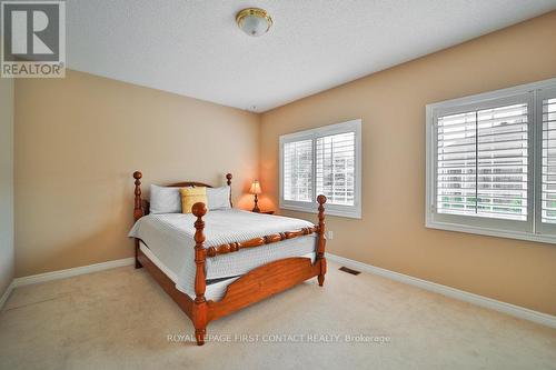 10 Tropicana Gardens, Brampton, ON - Indoor Photo Showing Bedroom