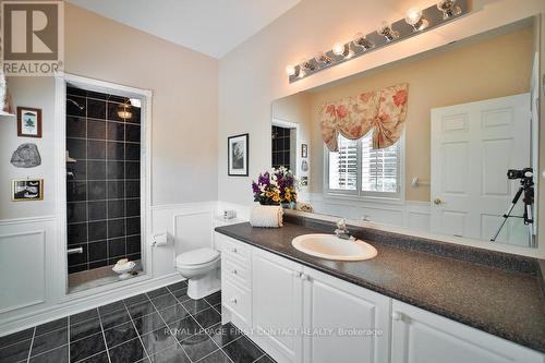 10 Tropicana Gardens, Brampton (Sandringham-Wellington), ON - Indoor Photo Showing Bathroom