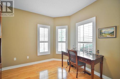 10 Tropicana Gardens, Brampton (Sandringham-Wellington), ON - Indoor