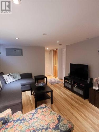 Bsmnt - 64 Horsham Avenue, Toronto, ON - Indoor Photo Showing Living Room