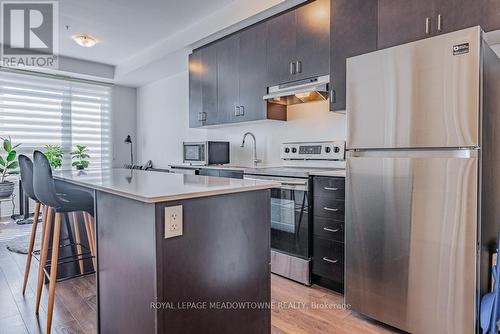 404 - 1105 Leger Way, Milton (Ford), ON - Indoor Photo Showing Kitchen With Stainless Steel Kitchen With Upgraded Kitchen