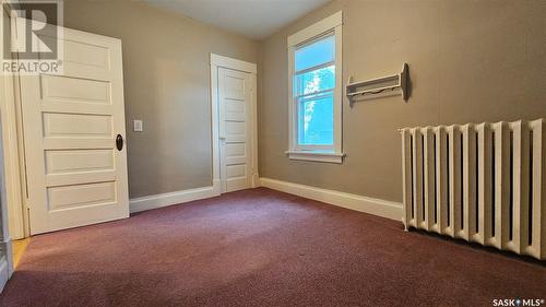 230 3Rd Avenue Nw, Swift Current, SK - Indoor Photo Showing Other Room