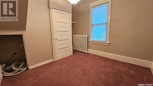 230 3Rd Avenue Nw, Swift Current, SK - Indoor Photo Showing Other Room