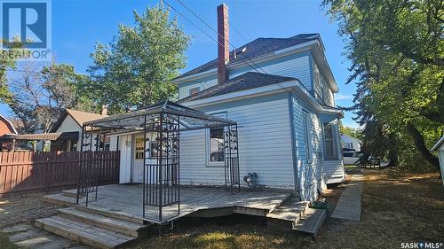 230 3Rd Avenue Nw, Swift Current, SK - Outdoor