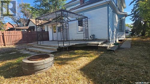 230 3Rd Avenue Nw, Swift Current, SK - Outdoor