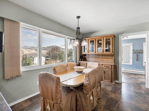 357 Ridge Road, Kamloops, BC - Indoor Photo Showing Dining Room