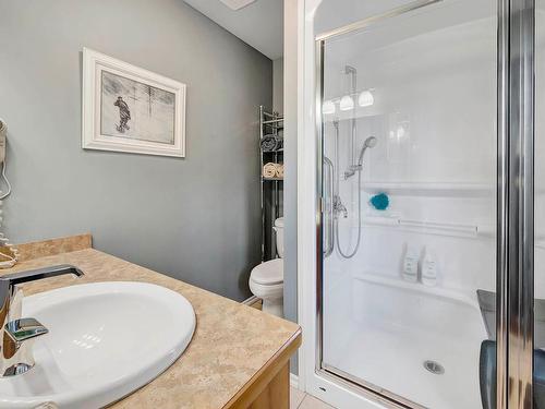 357 Ridge Road, Kamloops, BC - Indoor Photo Showing Bathroom