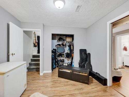 387 Monmouth Drive, Kamloops, BC - Indoor Photo Showing Other Room