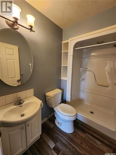 809 Garnet Street, Grenfell, SK - Indoor Photo Showing Bathroom