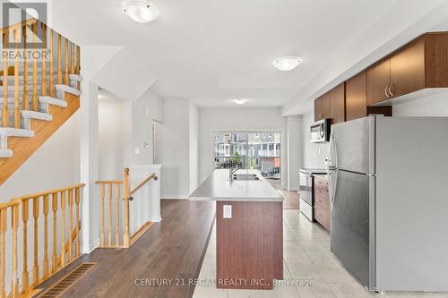 14 Village Gate Drive, Wasaga Beach, ON - Indoor Photo Showing Kitchen