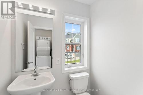 14 Village Gate Drive, Wasaga Beach, ON - Indoor Photo Showing Bathroom